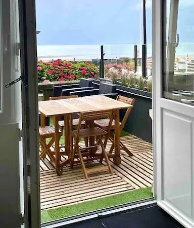 Appartement Face Accès Direct